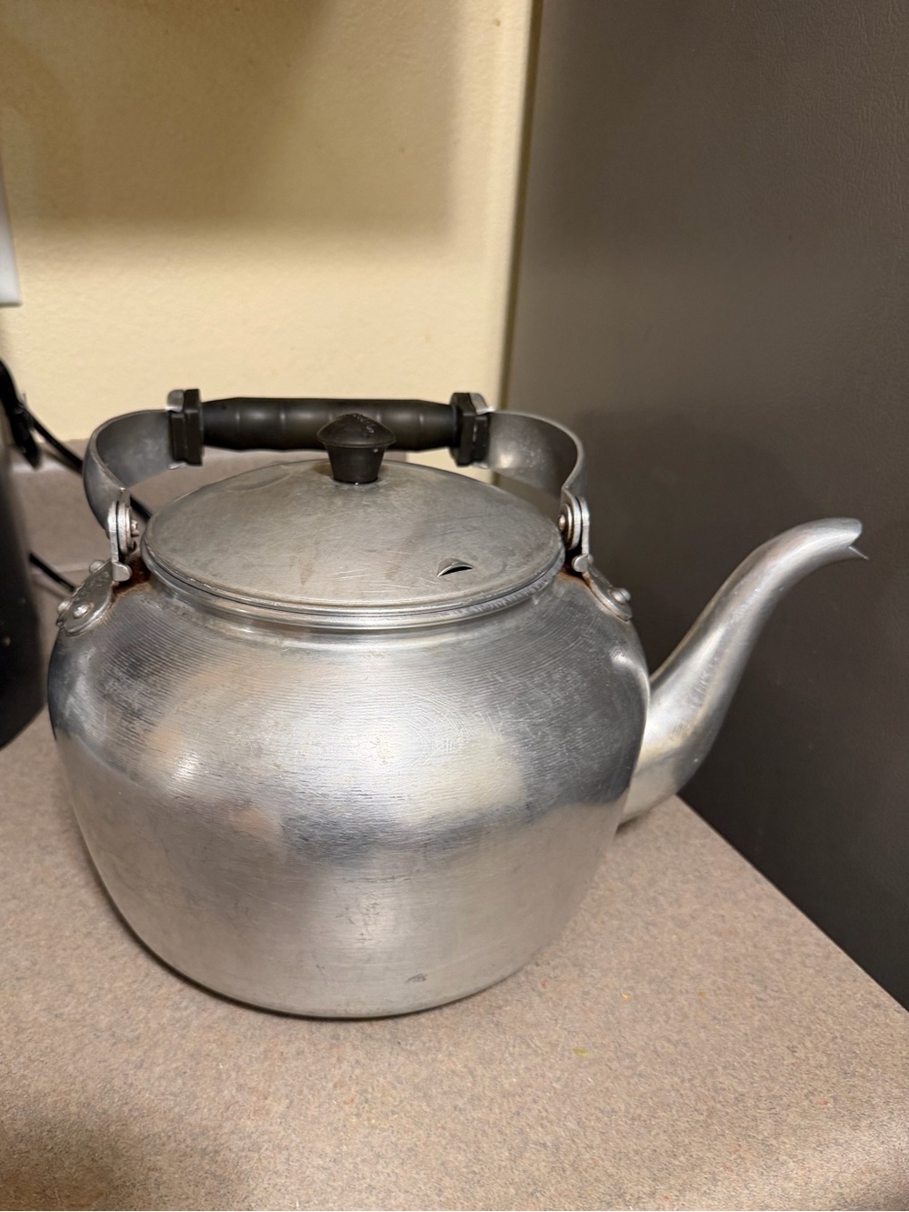 Classic Aluminum Teapot Kettle - Silver